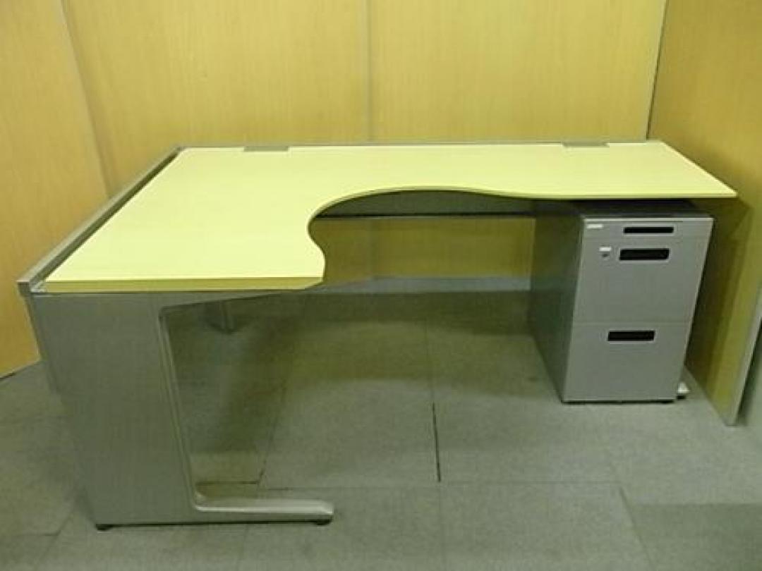 ITOKI L字デスク