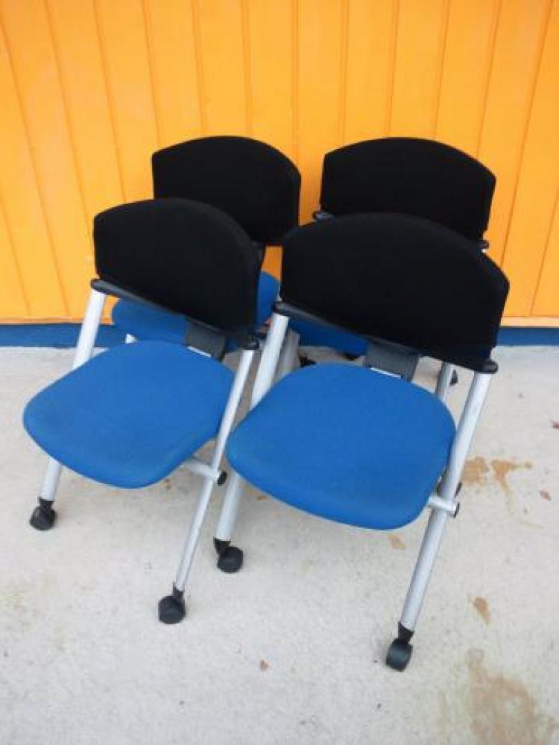 【コクヨ コルサ】　4脚セットキャスター付き　【KOKUYO　CORSA】【会議チェア】
                                    中古
            