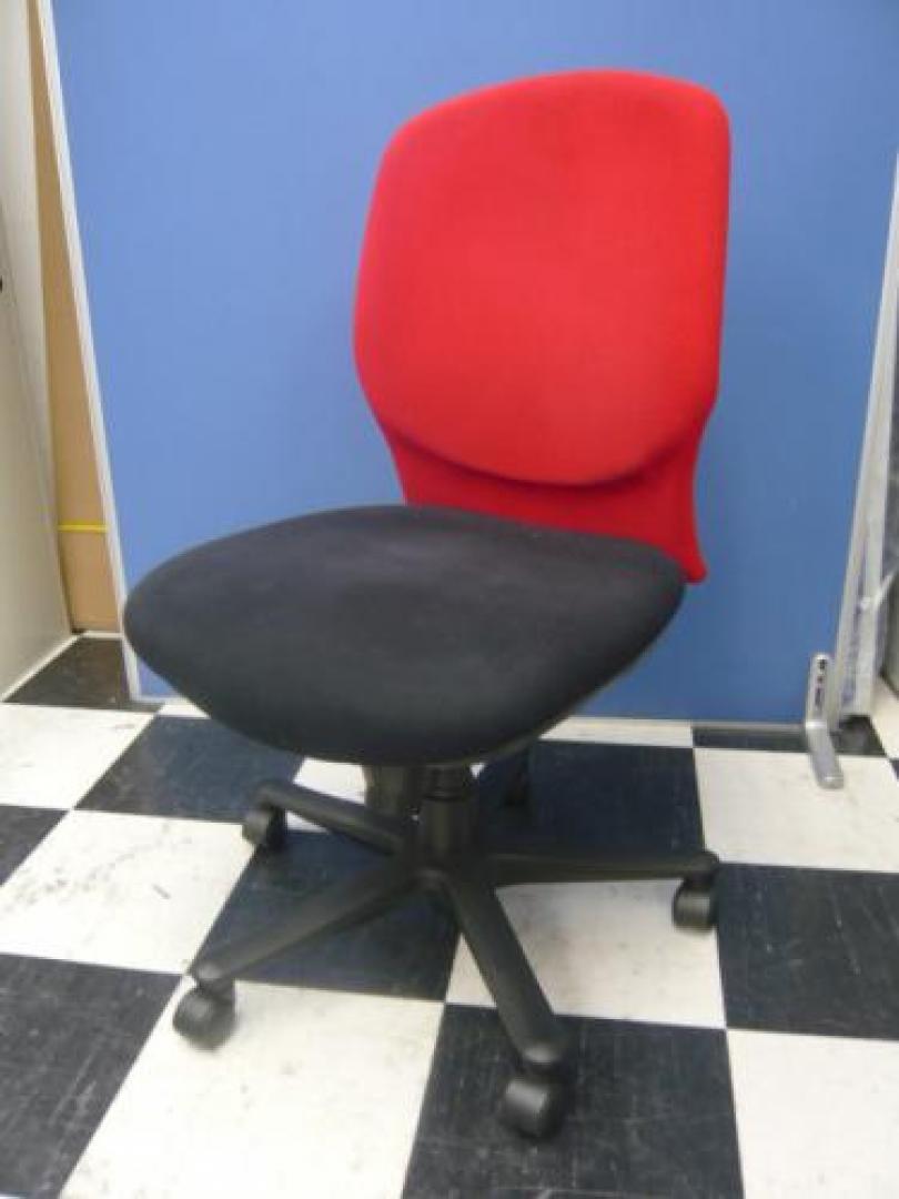 オカムラ VILLAGE VC2チェア ローバック 肘なし ダークグリーン 8VC21A-FXL3 1脚〔組立品〕 ⁄images⁄I⁄