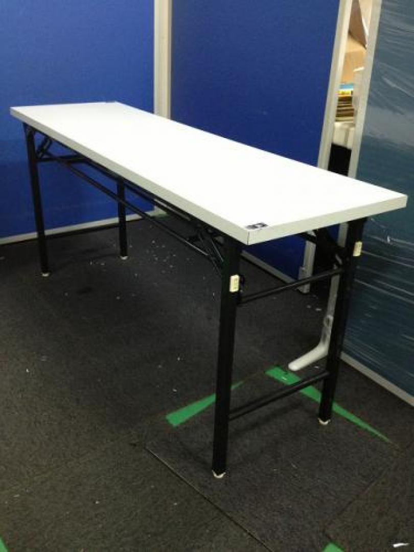 10/23大量入荷49台【折りたたみテーブル】【ＪＯＩＮＴＥＸ】【ホワイト】
                                    中古
            