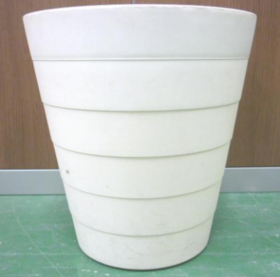 いわゆるごみ箱　オフィスにご家庭に、1人に1個
                                    中古
            