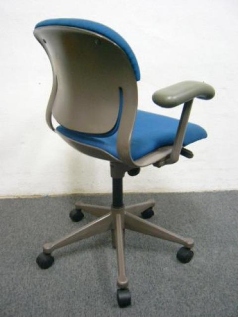 【中古】アーロンチェア Herman Miller/ハーマンミラー 肘付ローバックチェア 71664