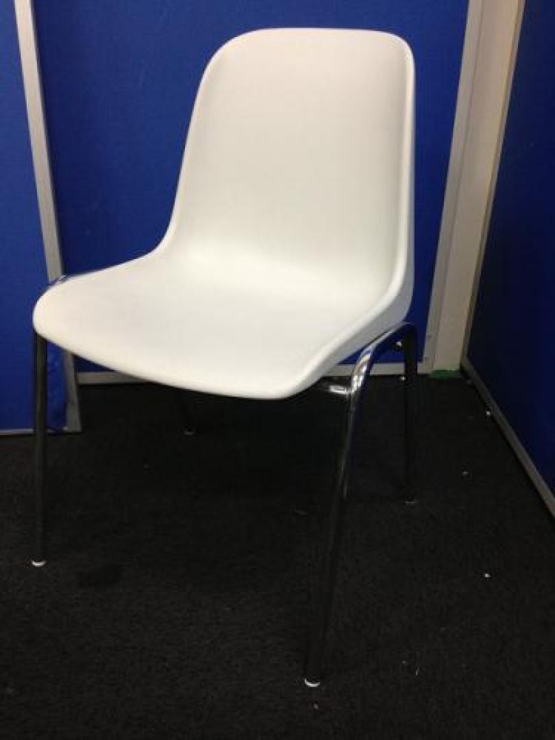 12/24更新情報　【スタッキングチェア】【ホワイト】【会議チェア】
                                    中古
            