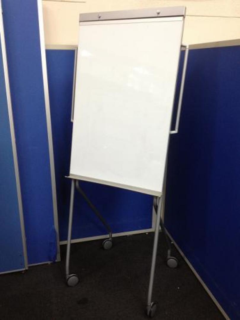 12/24更新情報　【okamura】【オカムラ】【ホワイトボード】【脚付】【自立】
                                    中古
            