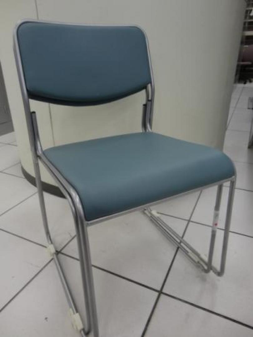 東洋事務機製　スタッキングチェア　２脚セット　新古品　【セット商品】【会議チェア】
                                    新古品
            