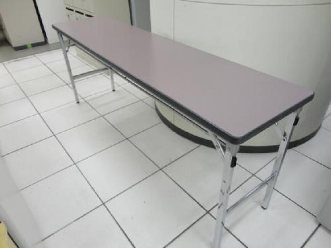 ■折りたたみテーブル
                                    中古
            