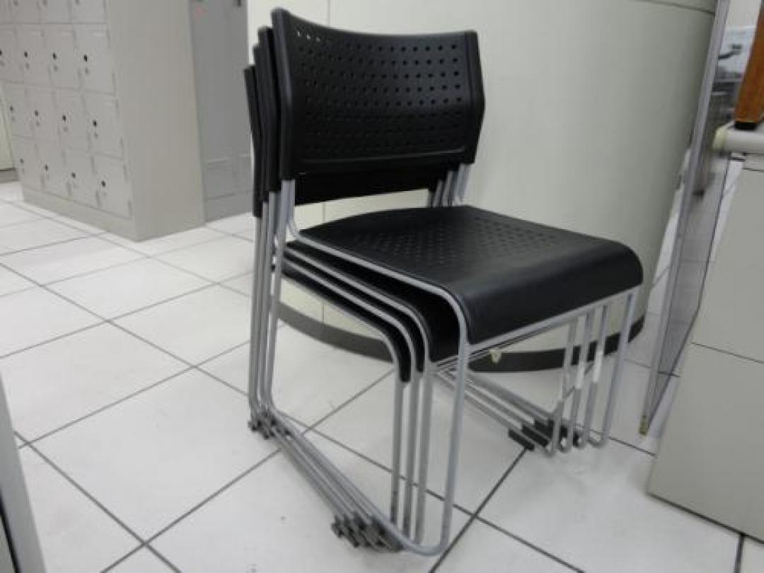 ■スタッキングチェア4脚セット【セット商品】【会議チェア】
                                    中古
            