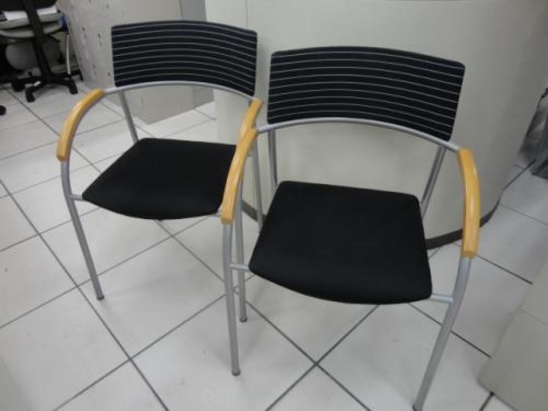 【セット商品】■wiesner hager（ウィスナーハーガー） スタッキングチェア2脚■【会議チェア】
                                    中古
            