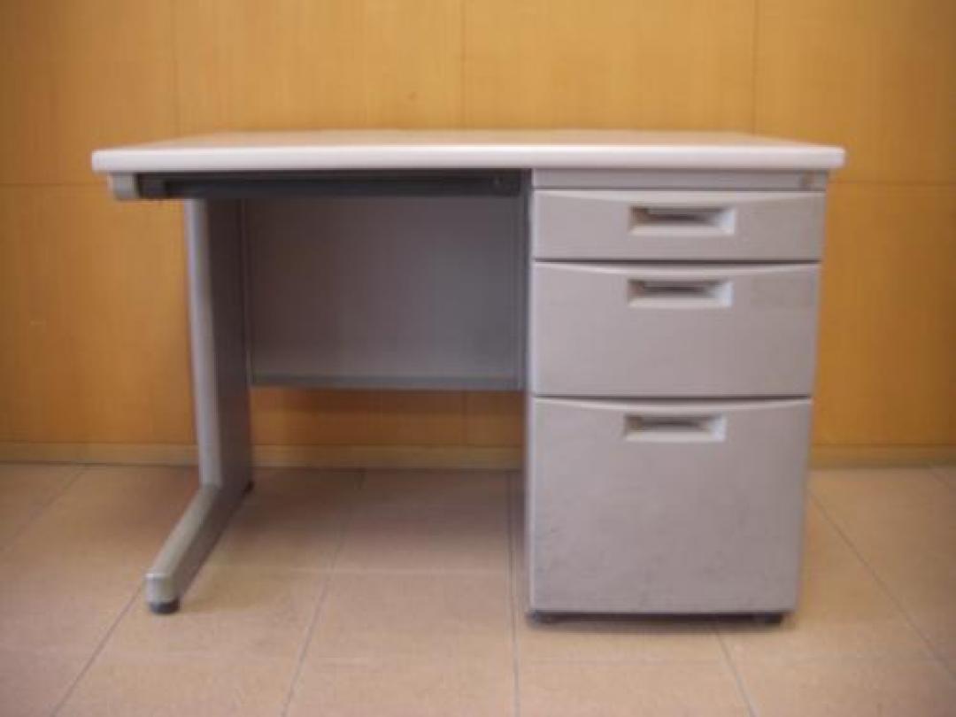 事務机｜イトーキ製｜片袖机｜CZシリーズ｜オフィス家具｜中古｜大阪西梅田店
                                    中古
            