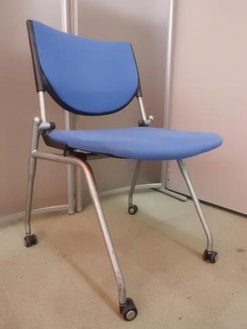 【セット商品】【■オカムラ製　■4脚セット　■キャスター付き】【会議チェア】
                                    中古
            