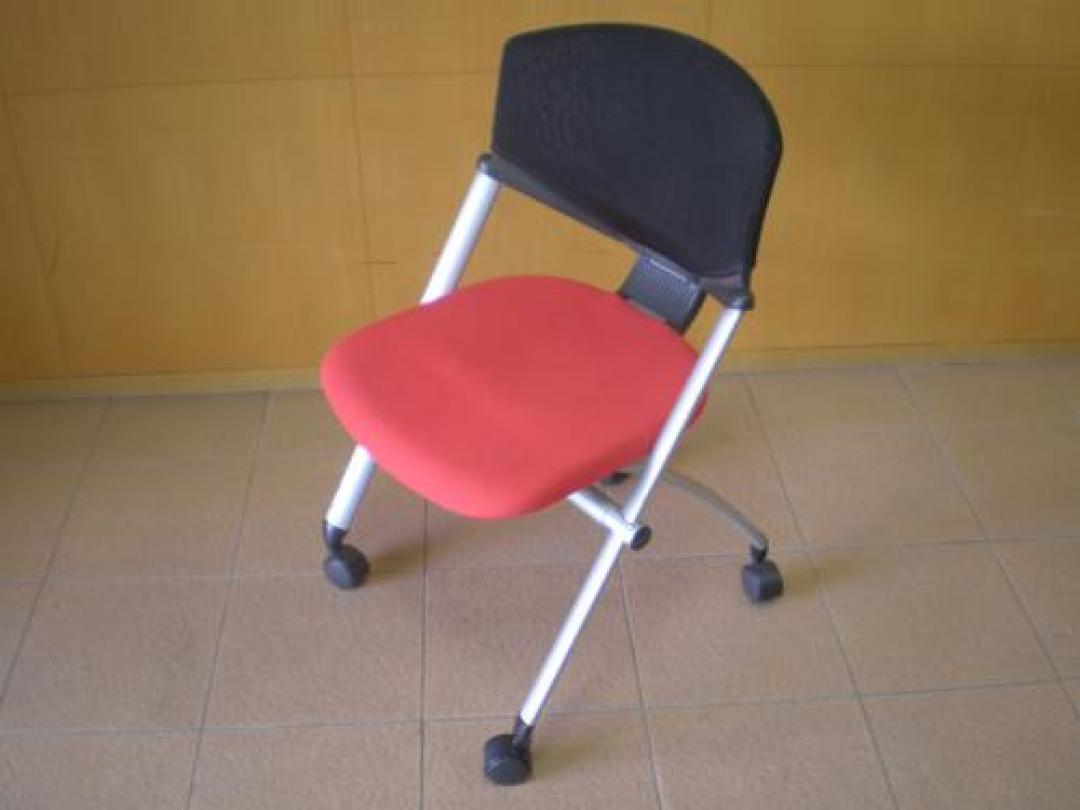 コルサ【Ｃｏｒｓａ】キャスター付　ミーティングチェアー　コルサチェアー　グッドデザイン賞受賞商品【会議チェア】
                                    中古
            