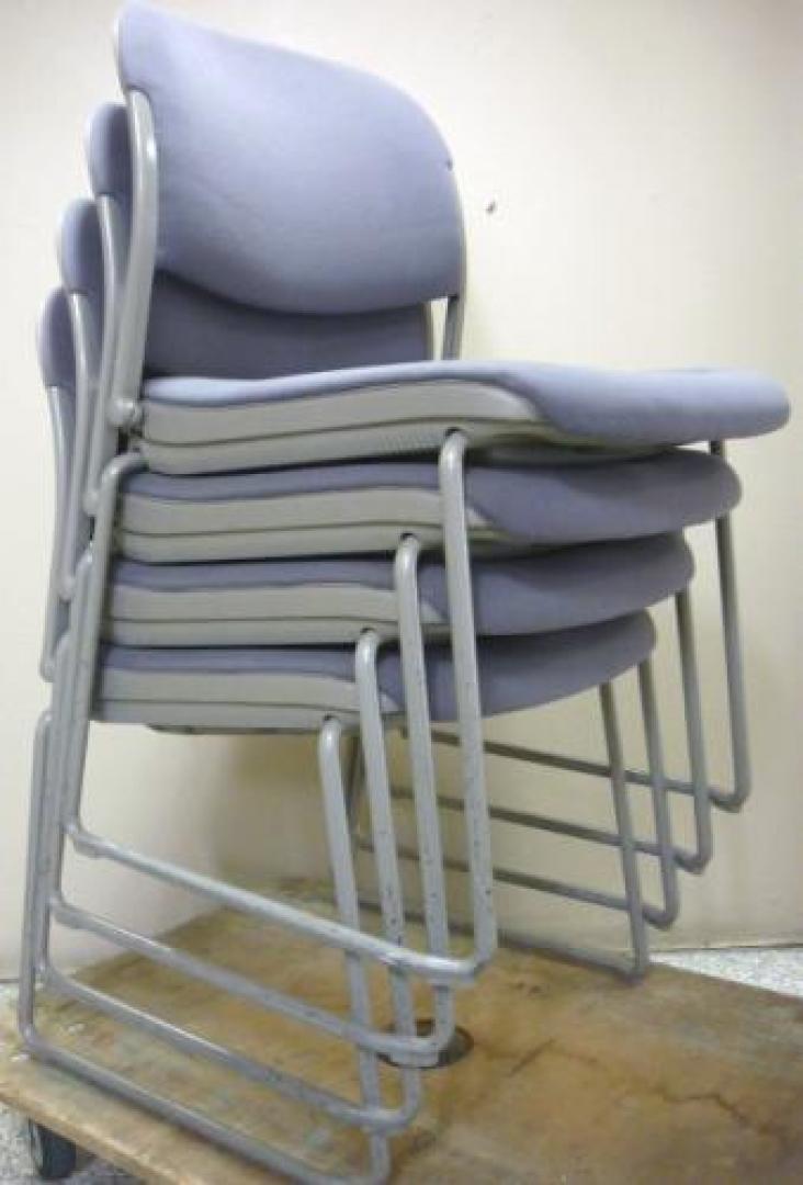 ■汚れあり特別価格スタッキングチェアセット■　<br>4名様分で単品X4より1050円もお得に！【会議チェア】
                                    中古
            