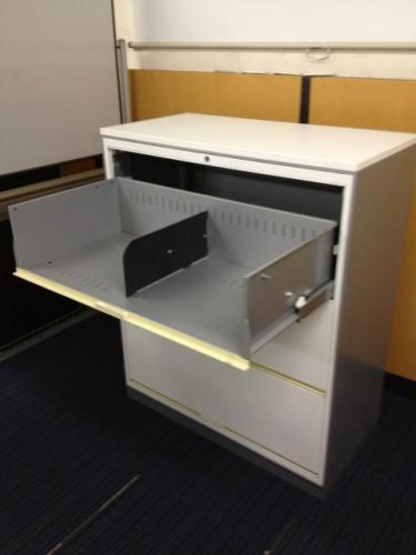 【4/11更新】■ケンドン書庫■コクヨ製のホワイト■使い方の写真が掲載されています！
                                    中古
            