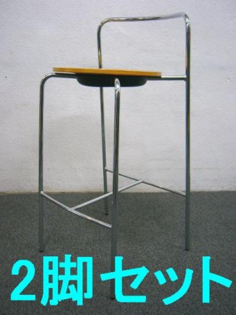 【2脚セットで300円offの税込み6000円】■内田洋行製のカウンターチェア　■状態：良好　■プレゼンようのイスなどにいかがですか？？　【セット商品】
                                    中古
            