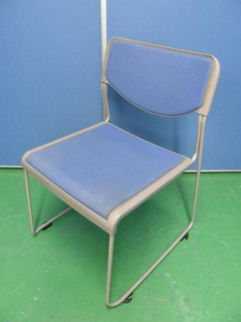 【お買い得品】【ミーティングチェア】重ねられるタイプの会議用チェア入荷~☆イトーキ製【会議チェア】
                                    中古
            