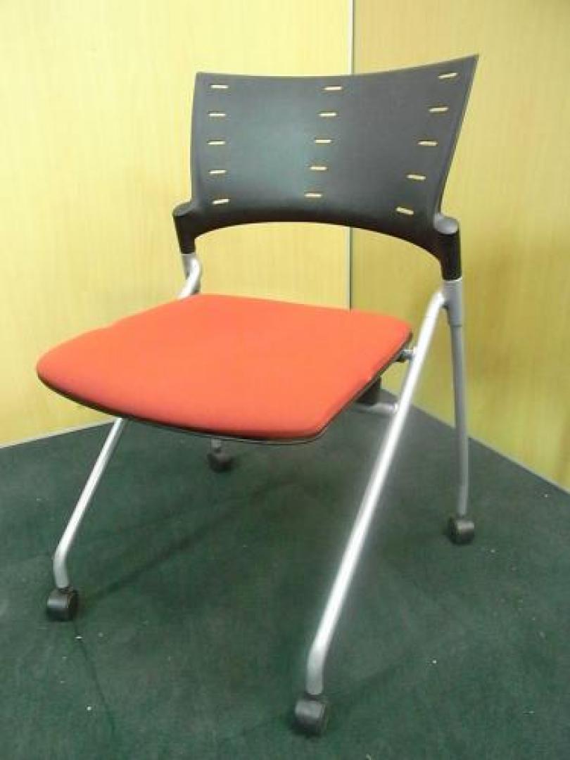 【4脚セット】【状態良好】■イトーキ　■ミーティングチェア　〜マノスチェア〜　【長時間使用でも疲労を軽減する座り心地】【セット商品】】【会議チェア】
                                    中古
            