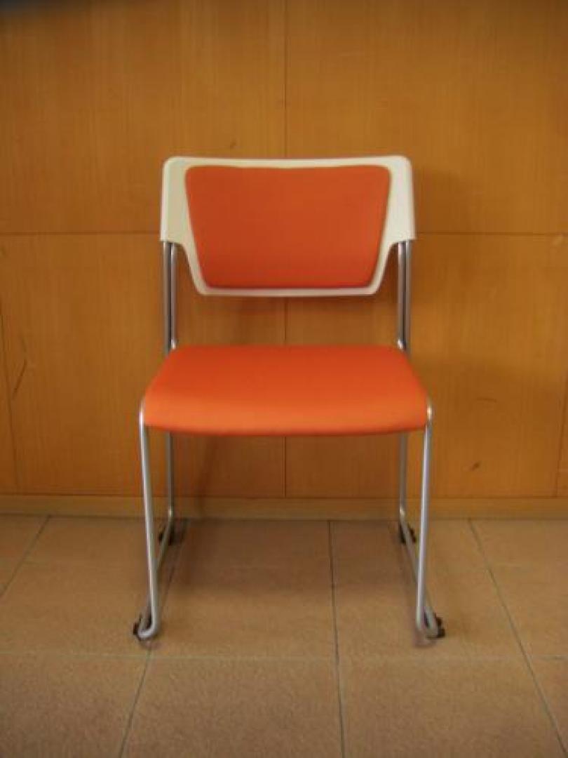 ITOKI  新古品エレックチェア入荷☆未使用ですのでお問い合わせは旧福島店へ☆【会議チェア】
                                    新古品
            