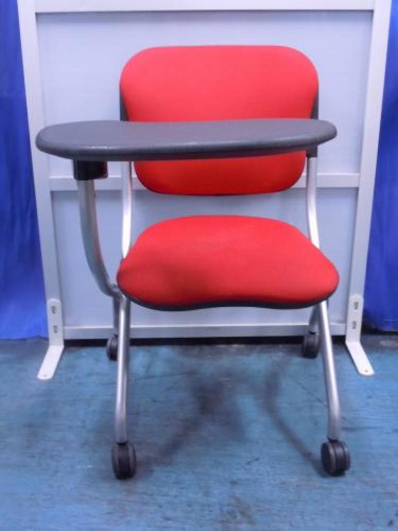【１台売り切り価格１，０５０円！】okamura製　ネスティングチェア　ミーティングチェア　■レッド　■メモ台付きです【会議チェア】
                                    中古
            
