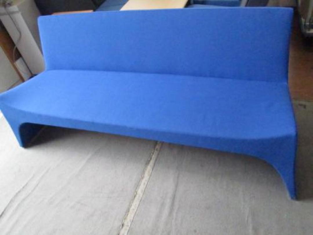 ☆★　３人掛けソファー　ブルー　☆★
                                    中古
            