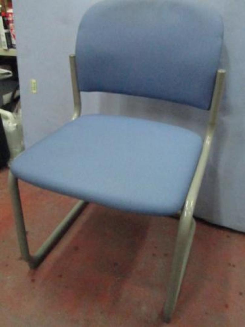 ☆★　オカムラ　ミーティングチェア　ブルー　☆★【会議チェア】
                                    中古
            