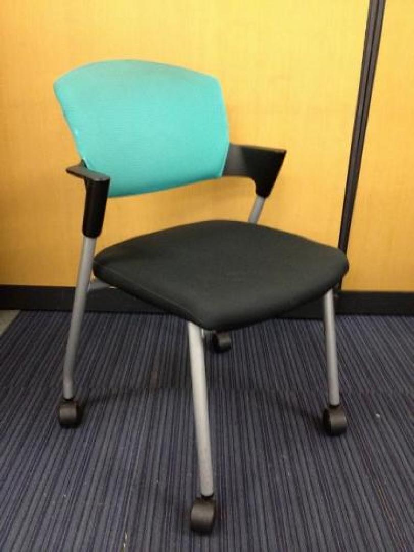 ■Protty■プロッティ■肘部分が丁度よい位置にあり<br>身体の動きを束縛しません。<br>■グッドデザイン賞受賞商品■【会議チェア】
                                    中古
            