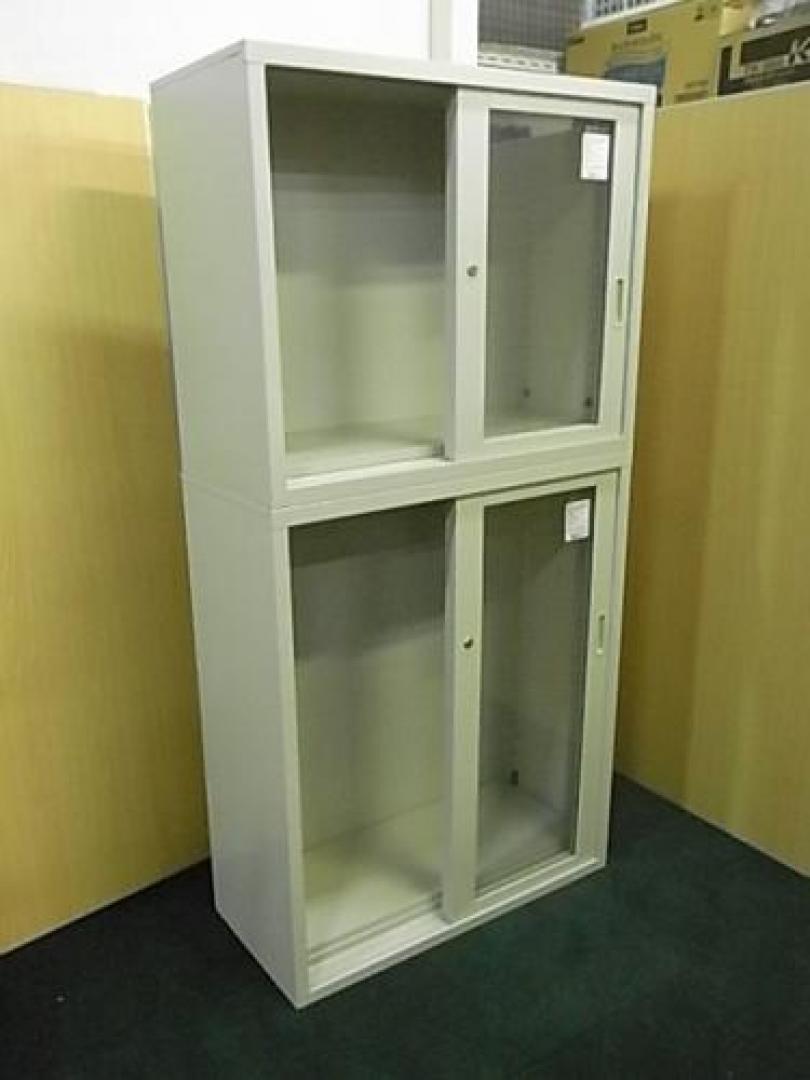 【希少！ガラス引き違い書庫セット】■コクヨ製　■上下ガラス引き違い書庫セット　〜コンパクトにきれいに収納するならこれ！〜
                                    中古
            