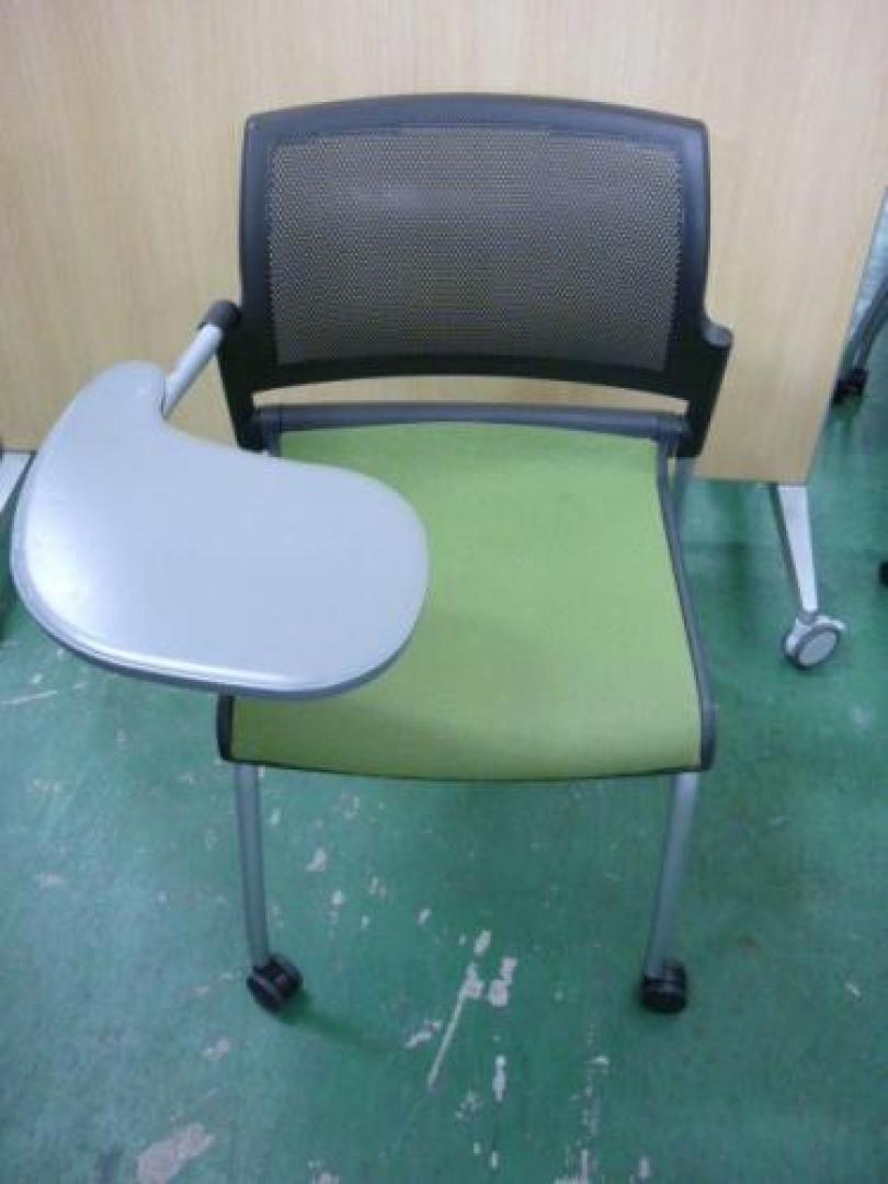 ■希少入荷■セミナー・会議にどうぞ！！■<br>
★ライトグリーン★大量入荷！！★【会議チェア】
                                    中古
            