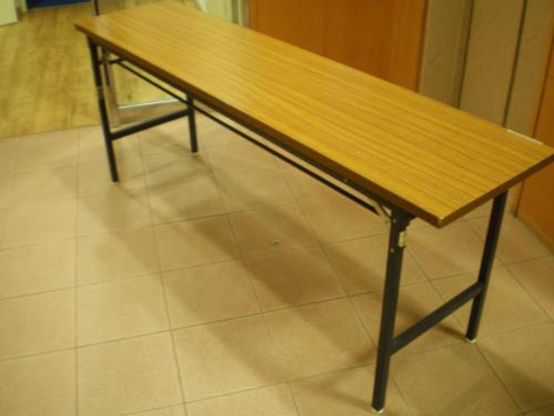 【徹底抗戦】【難あり】残りわずか　折畳テーブル　一部欠けやハガレがある為、お安くご提案
                                    中古
            