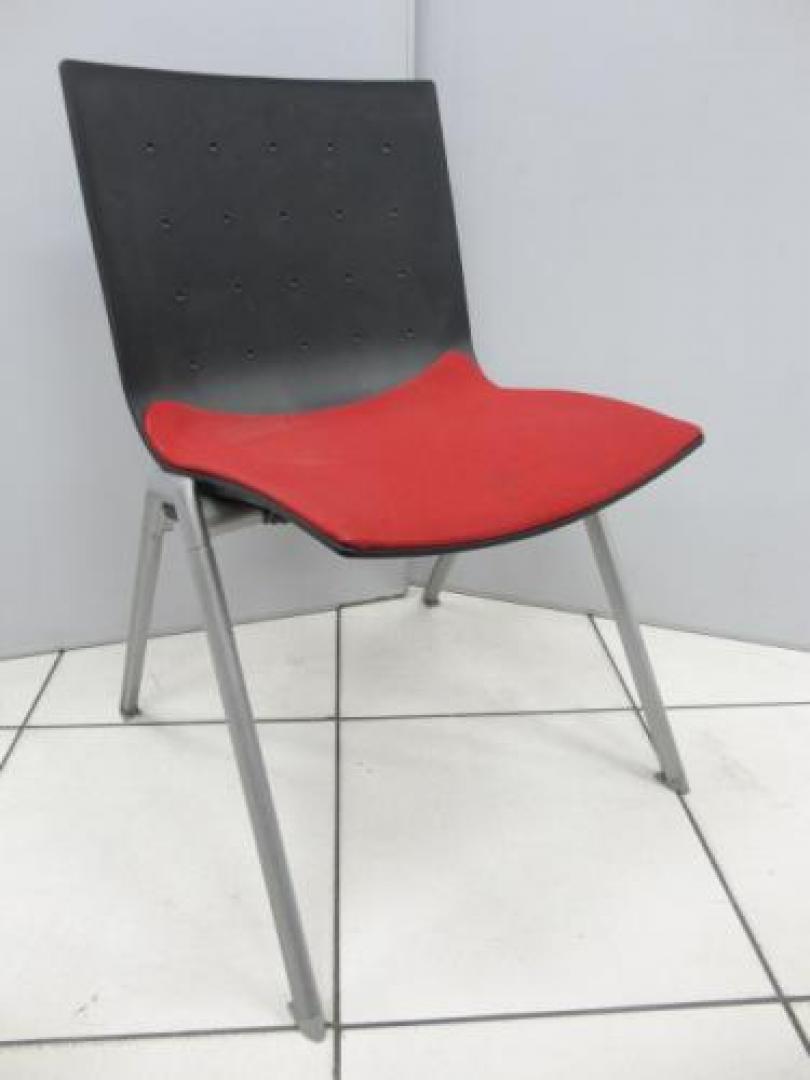 ■スタッキングチェア【会議チェア】
                                    中古
            