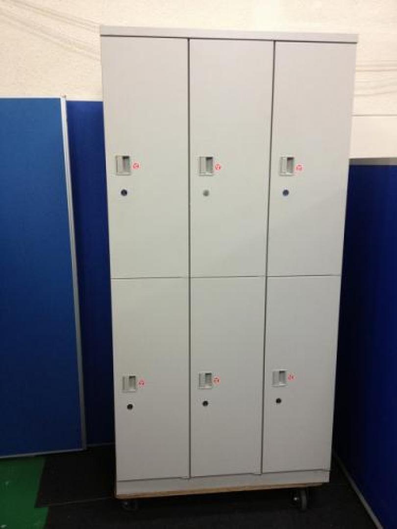 ■状態良好■オカムラ製6人用ロッカー。あまり入荷しない多人数用ロッカーです。
                                    中古
            