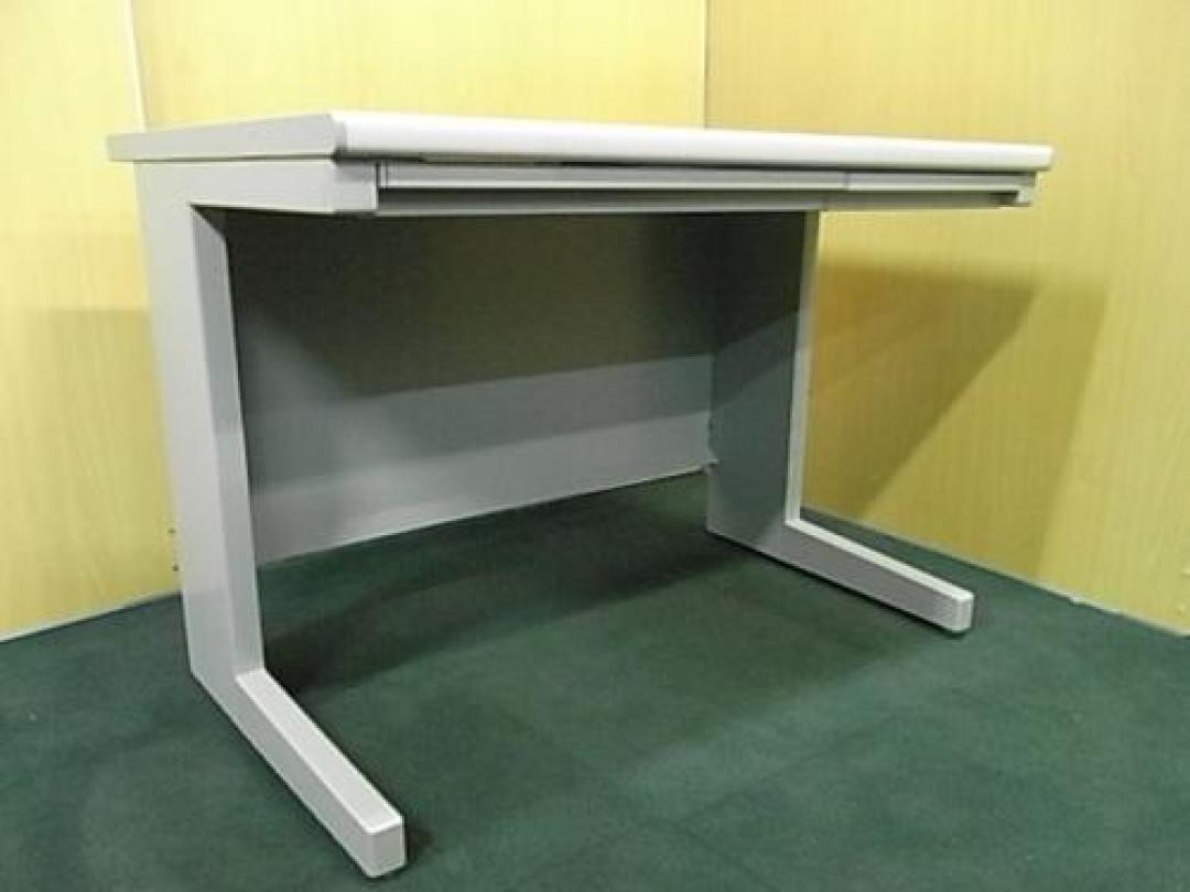 【在庫10台以上！】【状態良好】【コンパクトサイズ】■内田洋行　■平机　ＦＥＥＤシリーズ　■幅１０００ｍｍ【ロット】
                                    中古
            