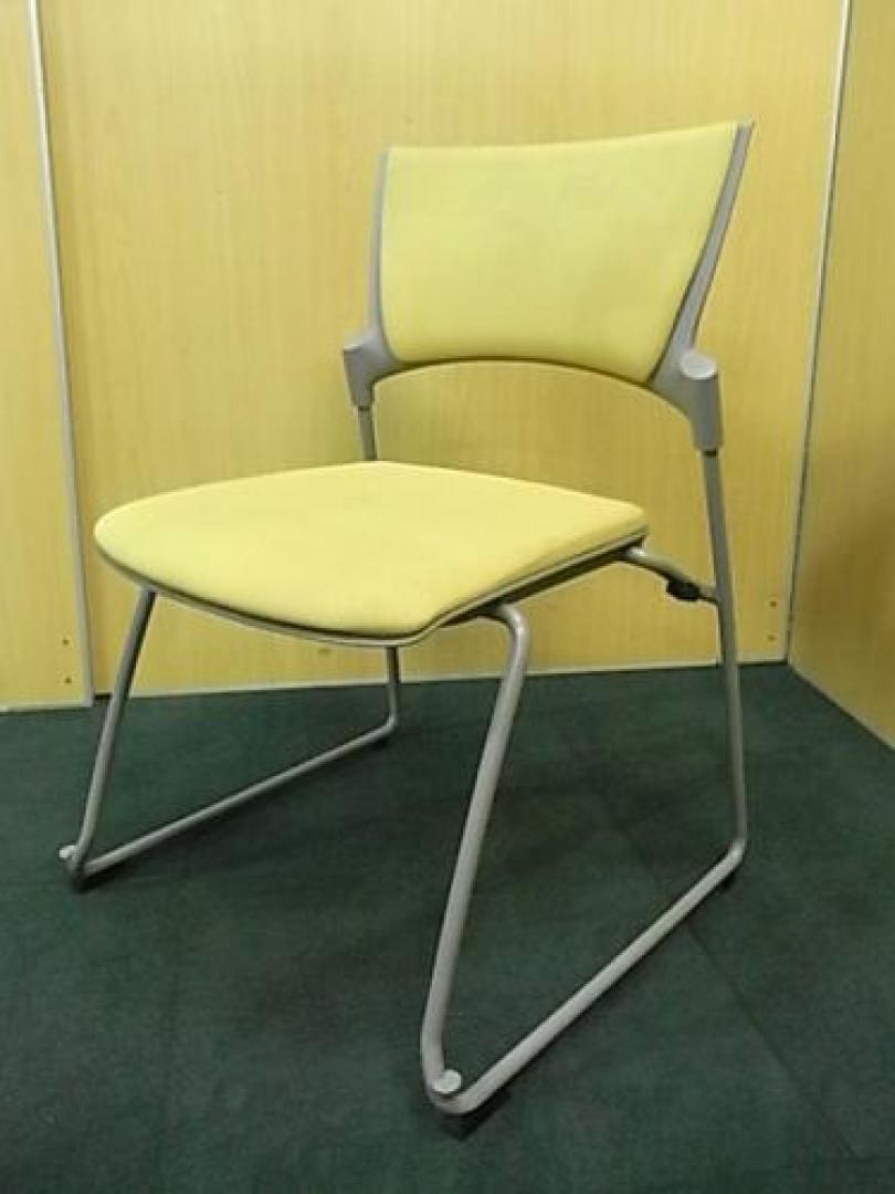 〜1脚限定〜【ＩＴＯＫＩ　マノスチェア】■ＩＴＯＫＩ■マノス■色　イエロー【会議チェア】
                                    中古
            