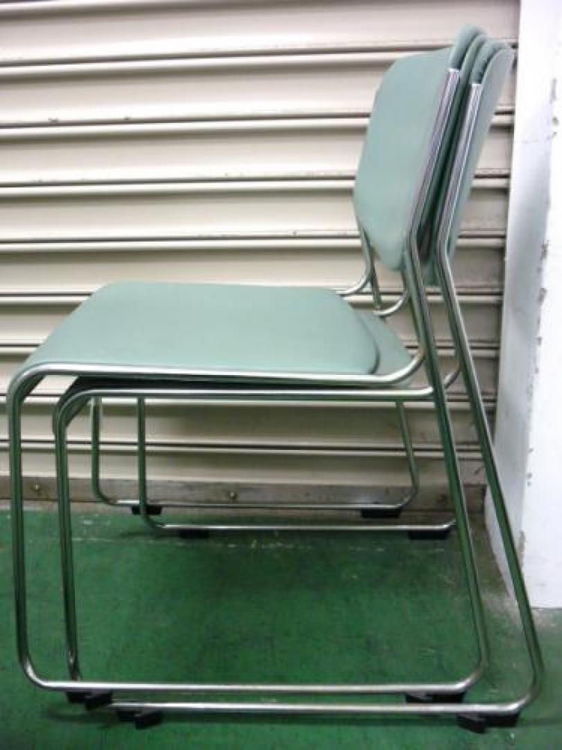 【面接・面談セット】　傷ありスタッキングチェア2脚セット【会議チェア】
                                    中古
            