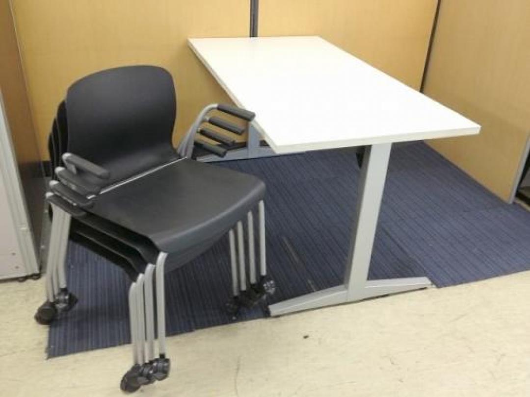 【2／25更新】■ミーティングチェアとテーブルのセット■セット価格でお安くご提供!!■【会議チェア】
                                    中古
            