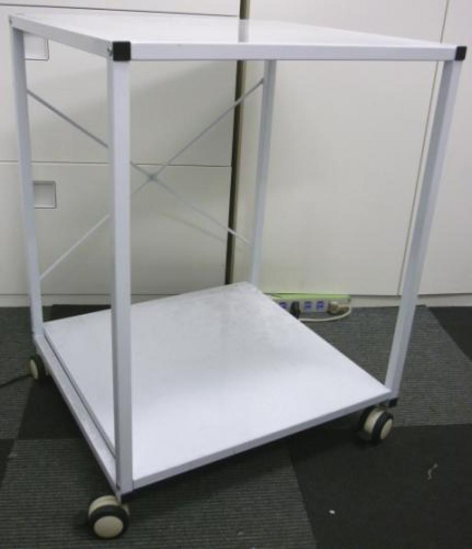 【徹底抗戦】　大きめキャスター■人気の白
                                    中古
            