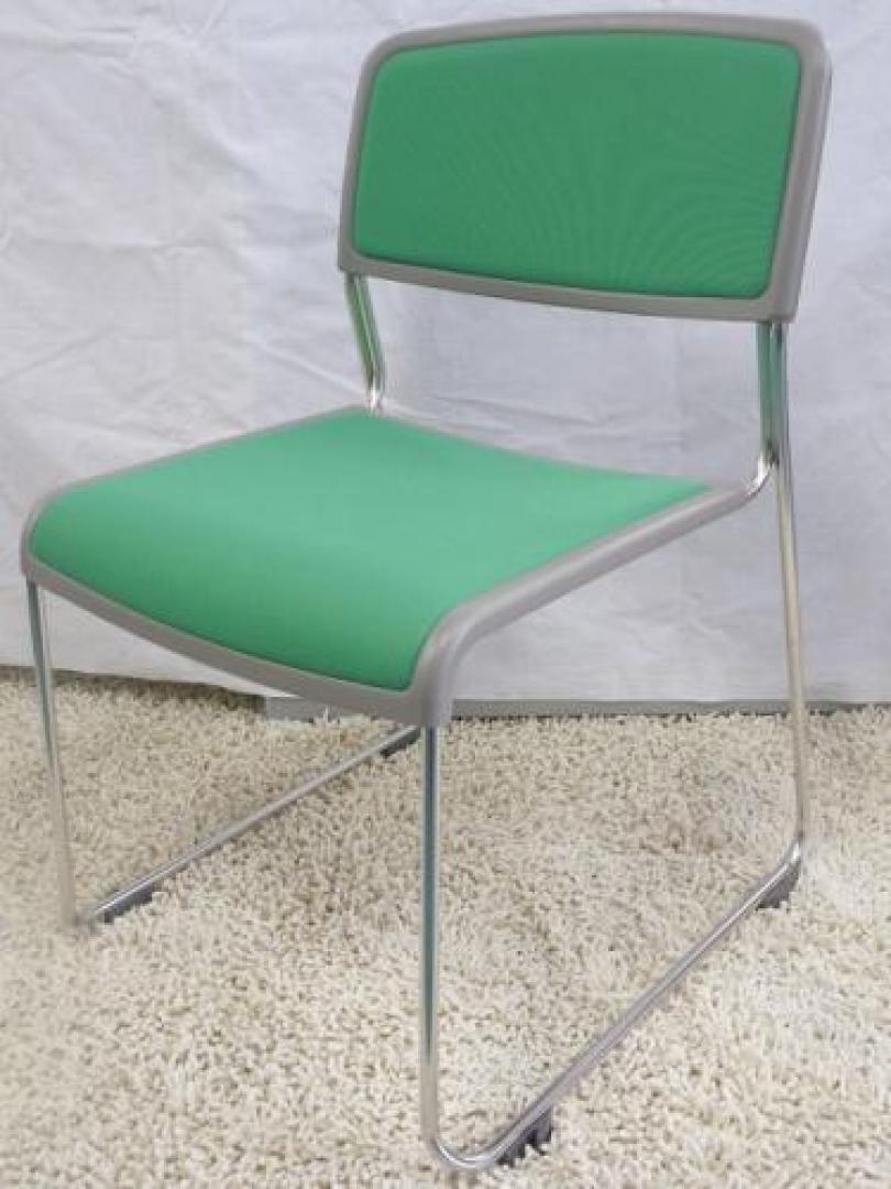 【4脚セット2100円オトク！】KOKUYO製　ＣＫ-890　スタッキングチェア　■グリーン　■重ねて収納できます ■状態良好！【会議チェア】
                                    中古
            