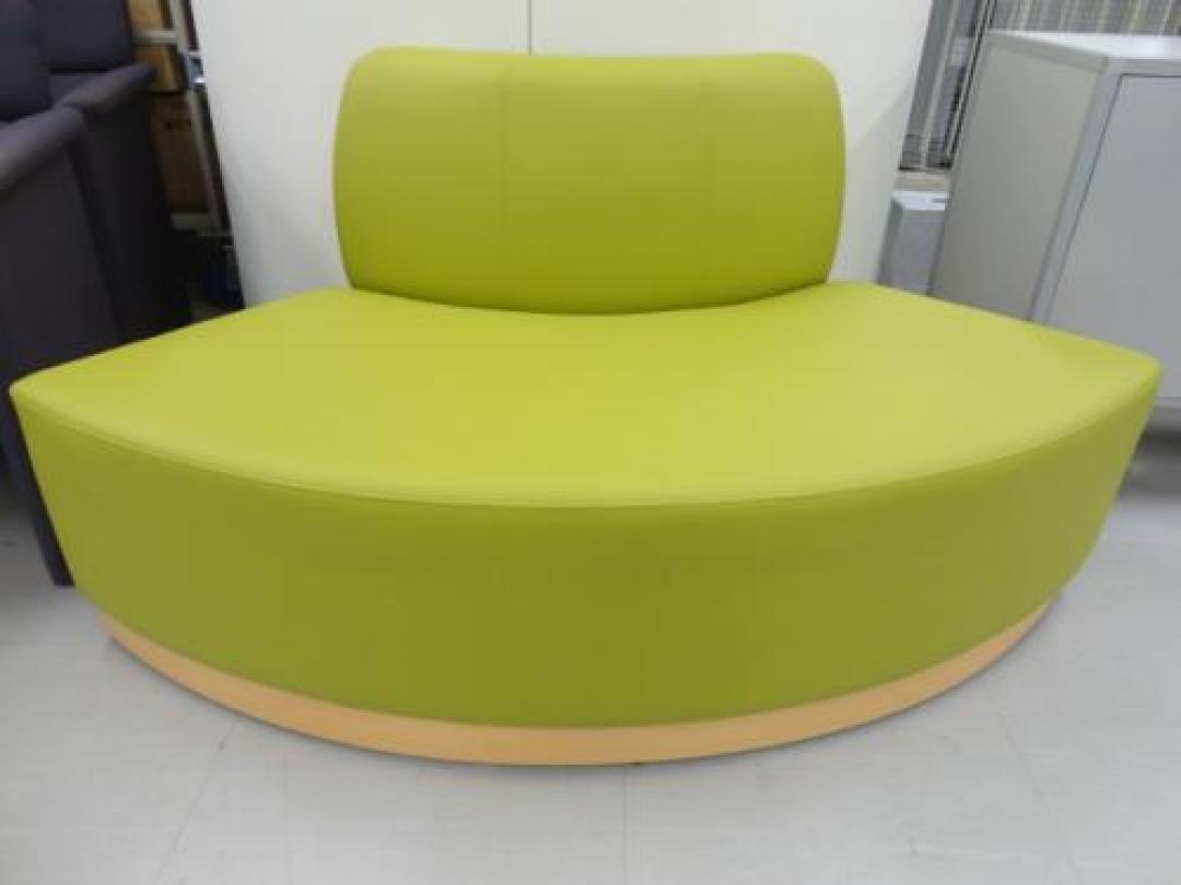 ■新古品！イトーキ製　コーナーチェア　
                                    新古品
            