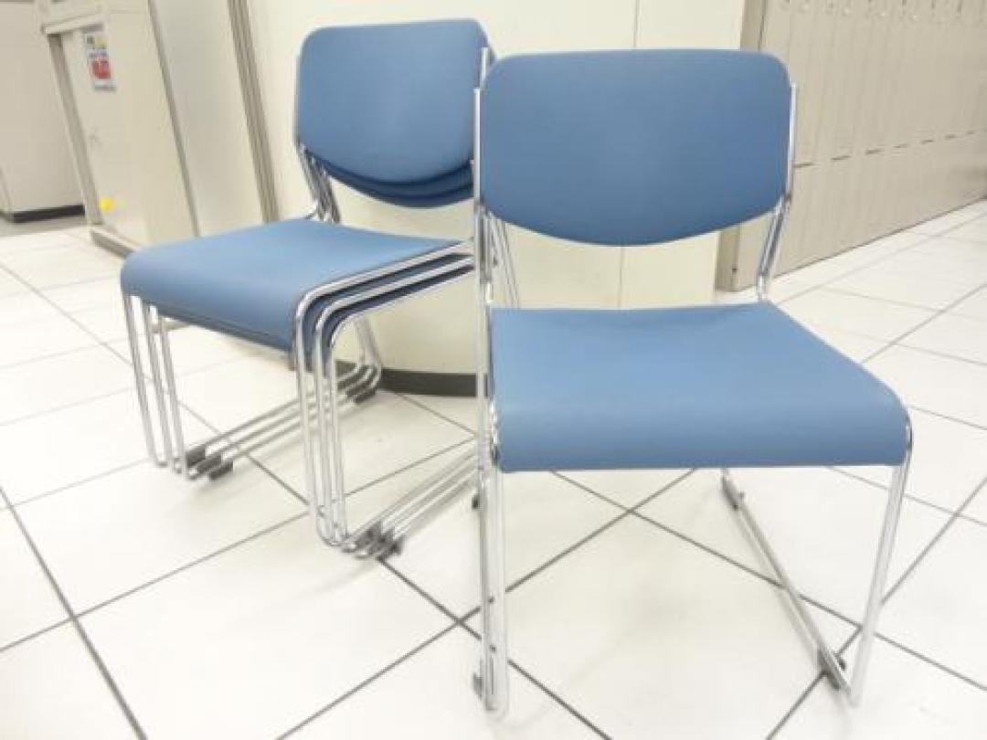 ■スタッキングチェア４脚セット【セット商品】【会議チェア】
                                    中古
            