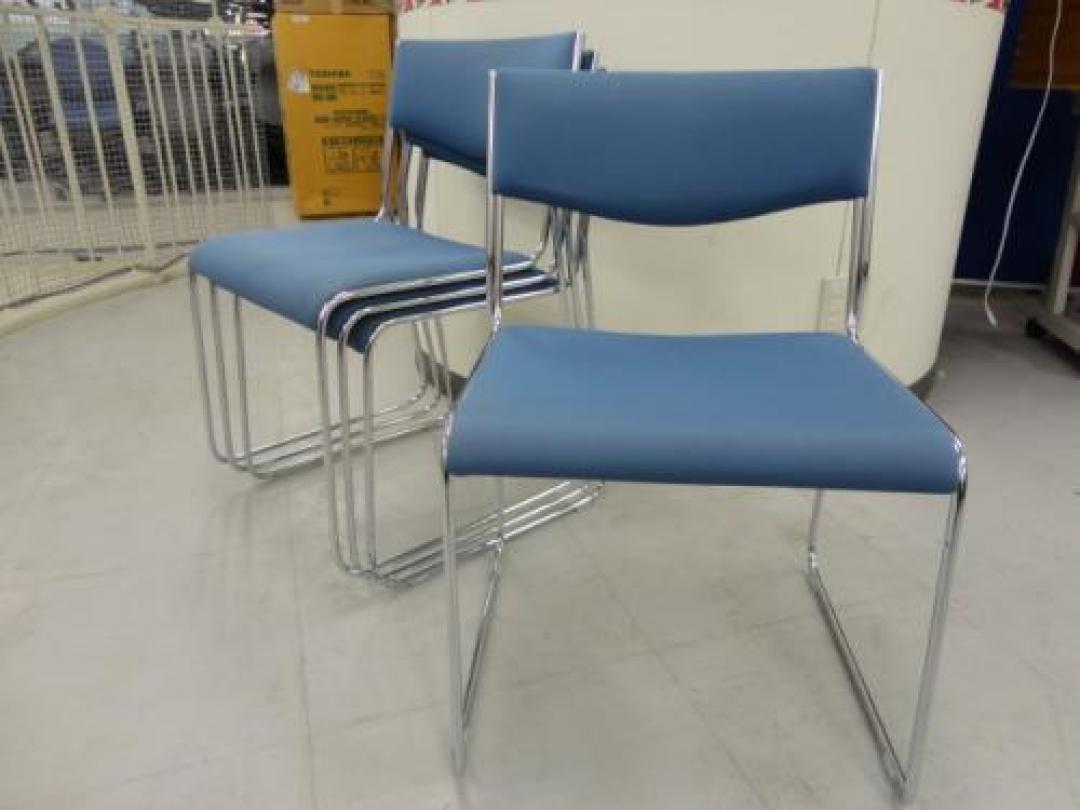 ■スタッキングチェア４脚セット　【セット商品】【会議チェア】
                                    中古
            