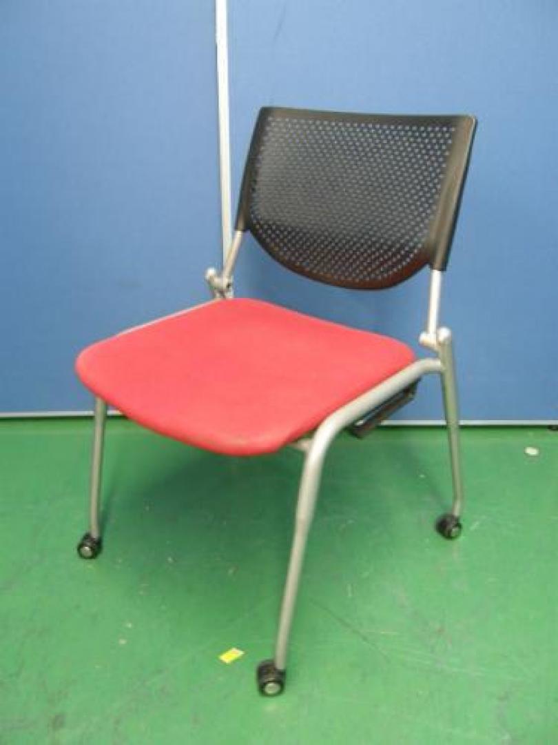 【ミーティングチェア】スタッキングチェア◆オカムラ製◆プロスタック◆通常4,200円⇒3,150円！【会議チェア】
                                    中古
            