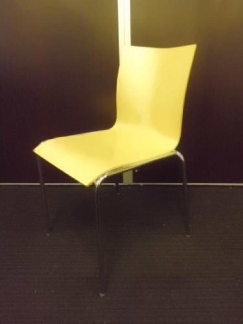 【￥１０.５００　高級チェアシリーズ】　CHAIRIK（チェリック）チェア　ナチュナル木目調　■　エリック・マグヌッセンデザインの代表作　■　状態良好　■　人気の北欧デザイナーズ家具　【高級チェア】【会議チェア】
                                    中古
            