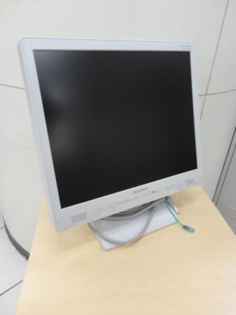 液晶モニター
                                    中古
            