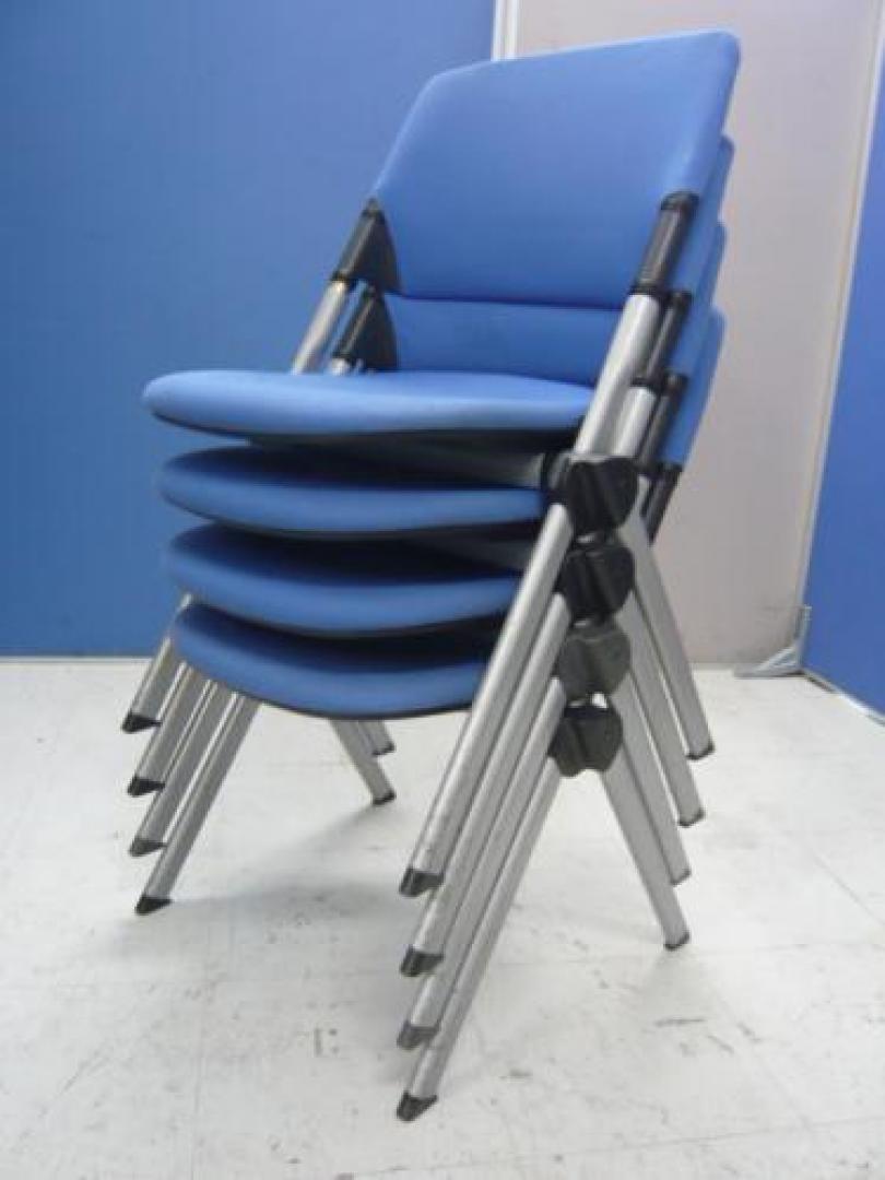 【4脚セット商品】■オカムラ製　LITA　リータシリーズ■スタッキングチェア■垂直・平行スタック可能■【会議チェア】
                                    中古
            