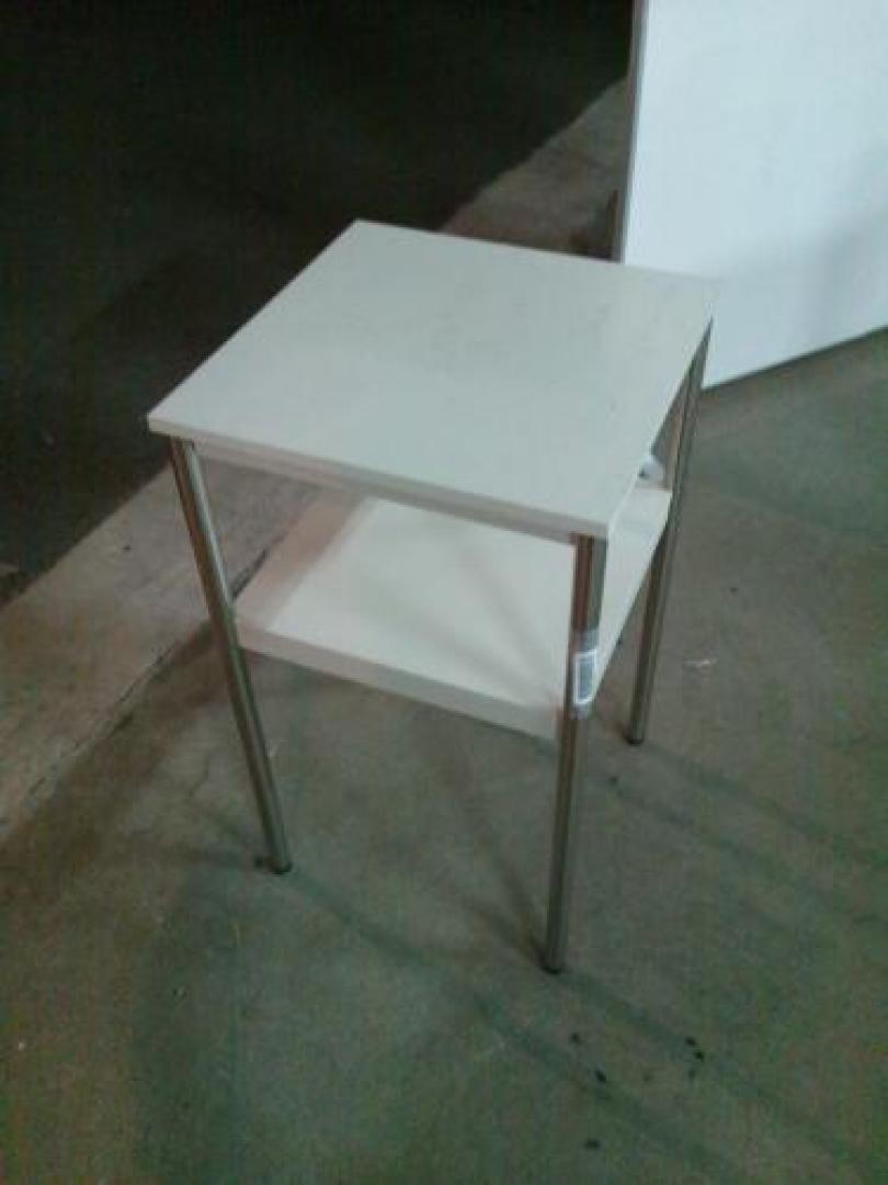 オカムラ製　電話台
                                    中古
            