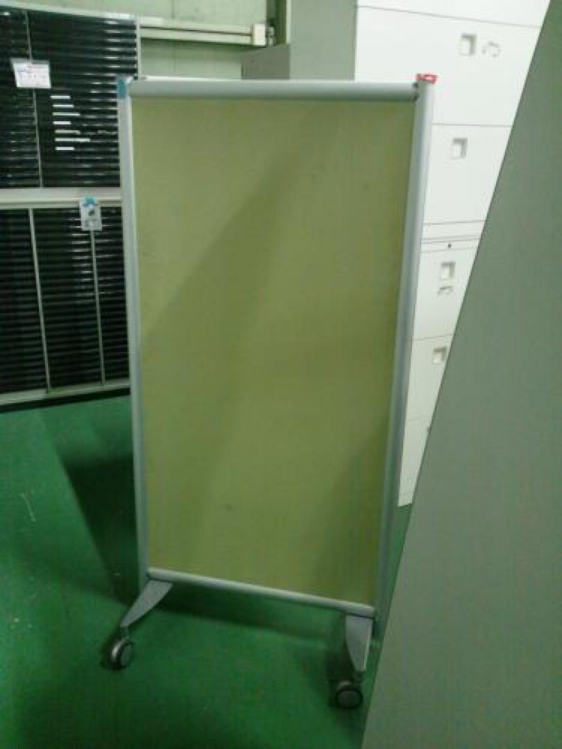 パーティション　自立式　裏側ホワイトボード仕様
                                    中古
            