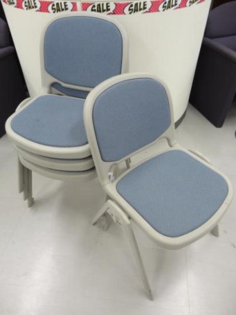 スタッキングチェア　ブルー　4脚セット　【会議チェア】
                                    中古
            