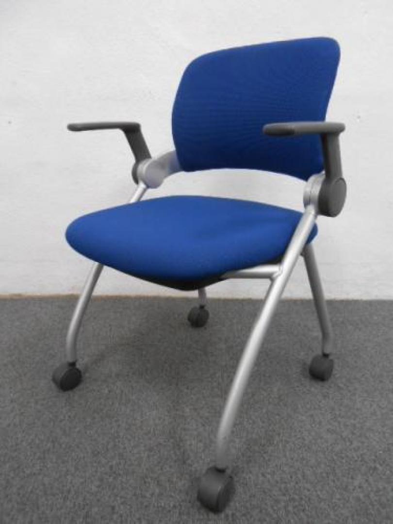 コクヨ　KOKUYO　｜　シグザチェア　Sixa　｜　肘付きミーティングチェア　｜　在庫6脚　｜　リクライニング機能付きです!!【会議チェア】
                                    中古
            