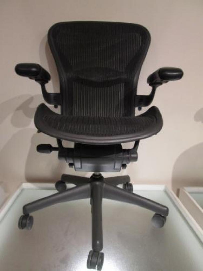 中古】アーロンチェア Herman Miller/ハーマンミラー 肘付
