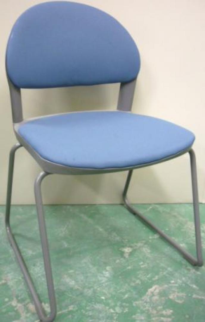 ■3脚限定入荷■　奇数により、特別価格でご奉仕【会議チェア】
                                    中古
            