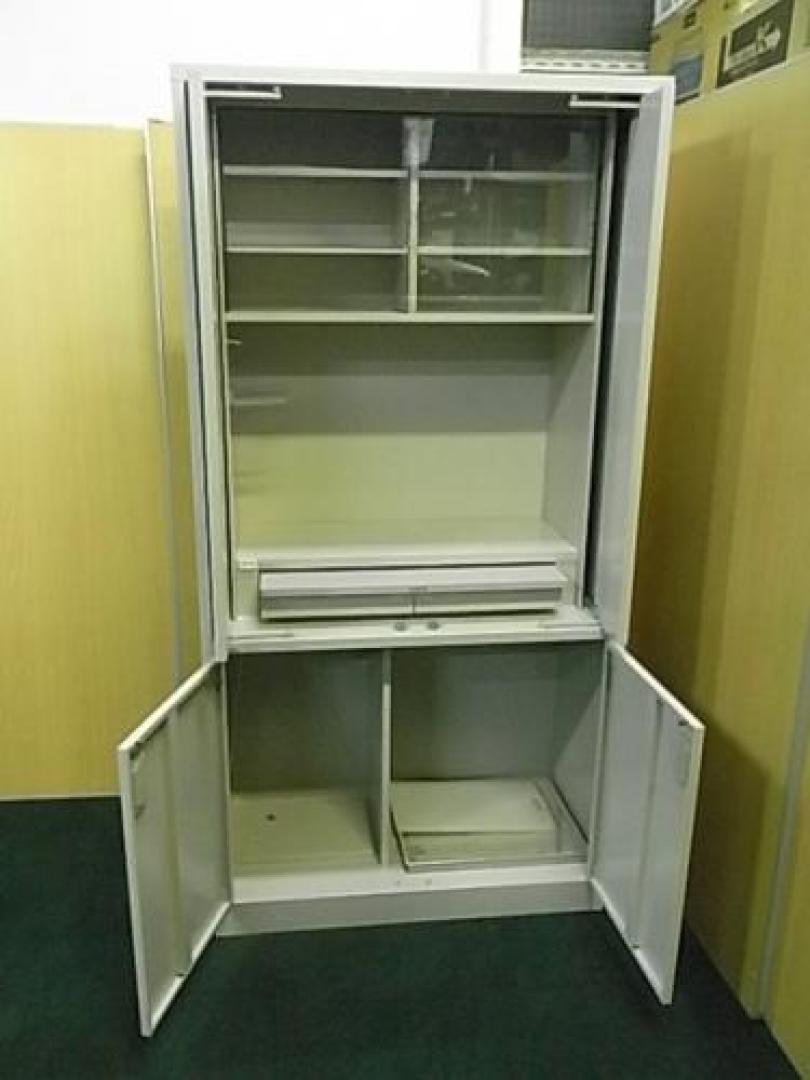 【是非お電話下さい！TEL03-5807-7040】【状態良好！】■イトーキ製■キッチンキャビネット
                                    中古
            